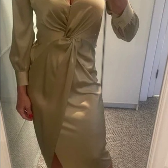 Theory Satin Twist Pale Lime Dress size 0 - Picture 5 of 6